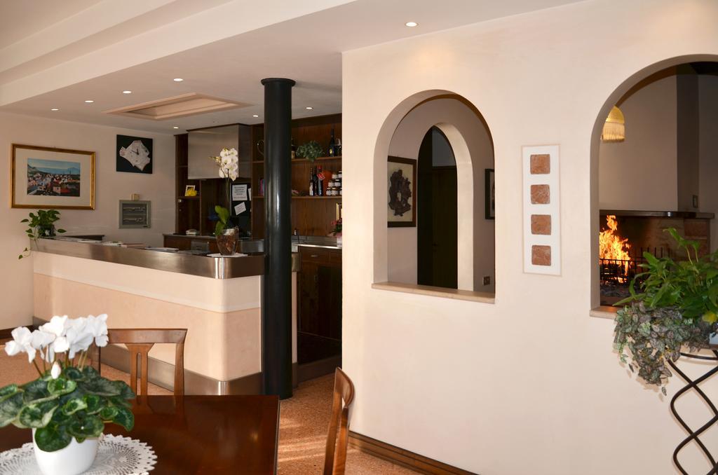 B&B La Palanca Revine Lago Exterior photo